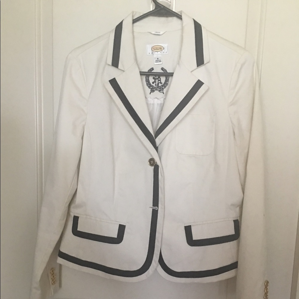 Lightweight jacket beige with navy trim